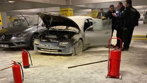 Eskişehir Şehir Hastanesi otoparkında araç yangını çıktı